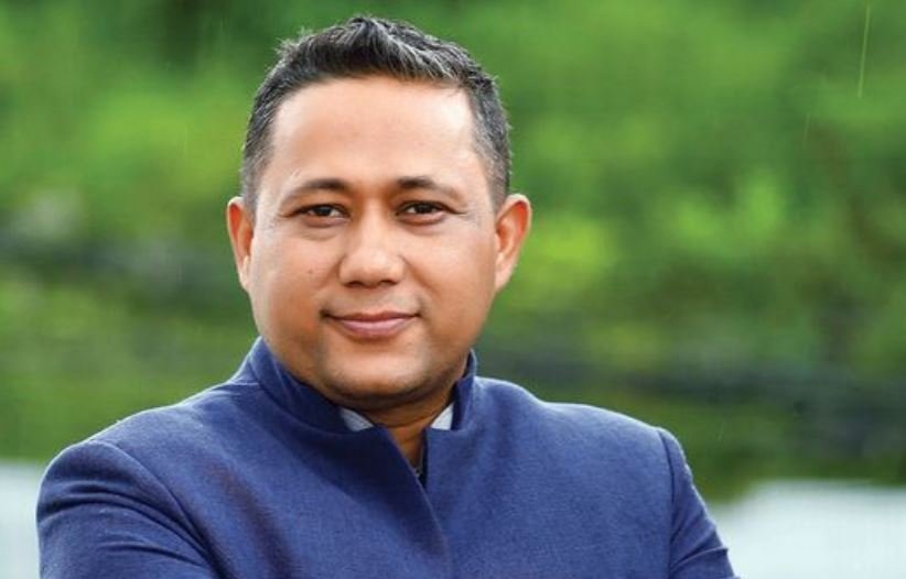 शिशिर खनाल